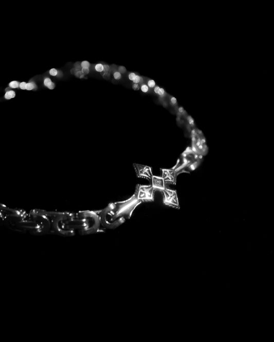 Crossline Bracelet