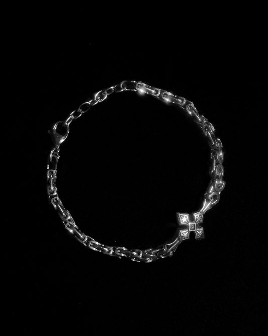 Crossline Bracelet